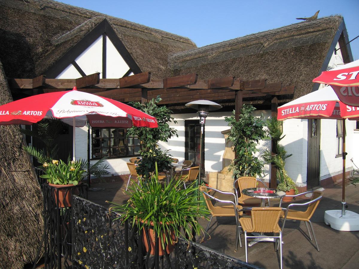 Guy's Thatched Hamlet Hotel Barton (Preston)