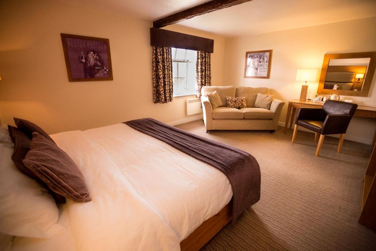 Hotel Guy's Thatched Hamlet Barton (Preston)